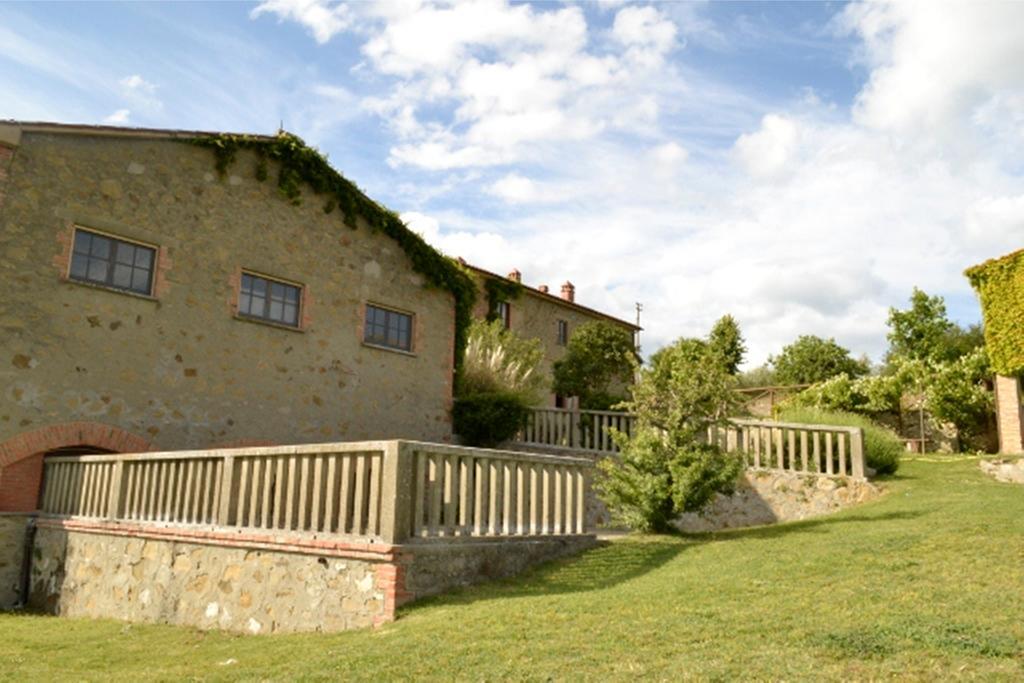 Fattoria Il Poggio Villa Сан Феличано Екстериор снимка